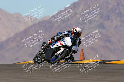 media/Oct-09-2022-SoCal Trackdays (Sun) [[95640aeeb6]]/Turn 9 (1pm)/